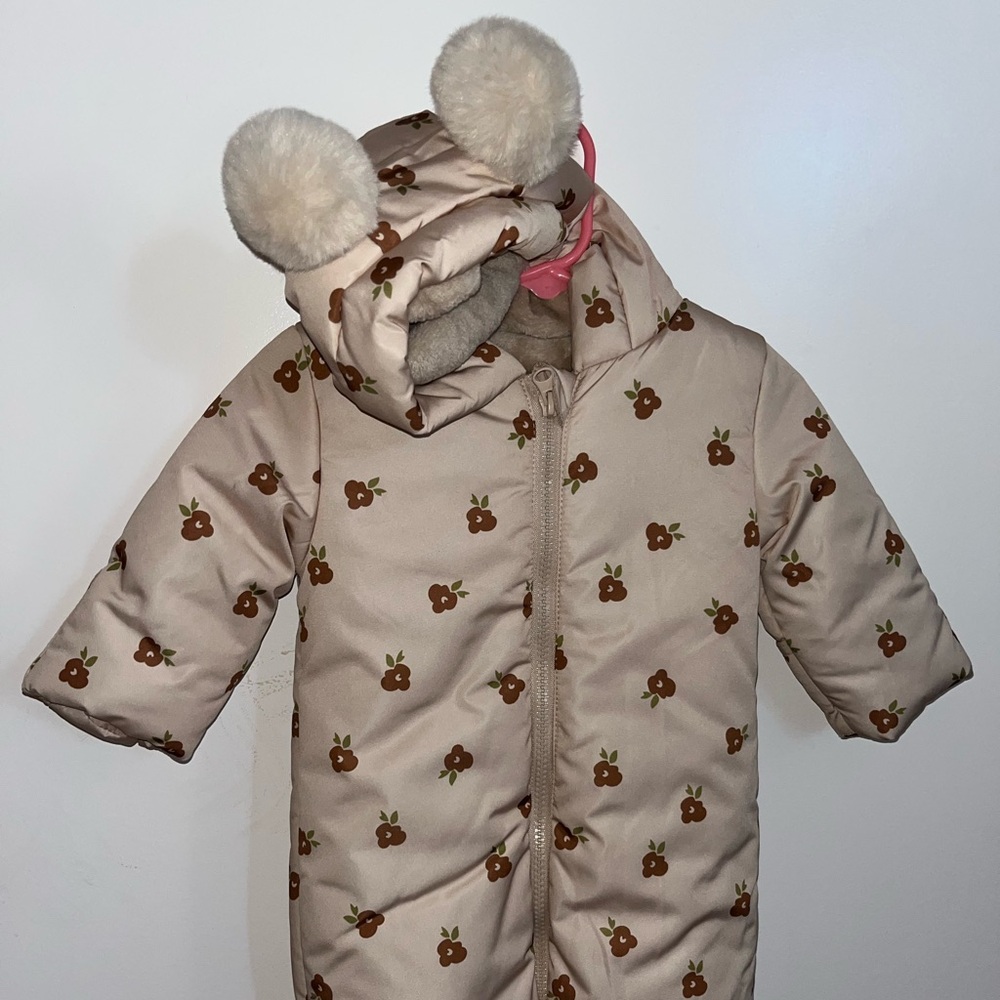 Adorable Floral Baby Snowsuit with Pom Pom Hood – Cozy & Warm